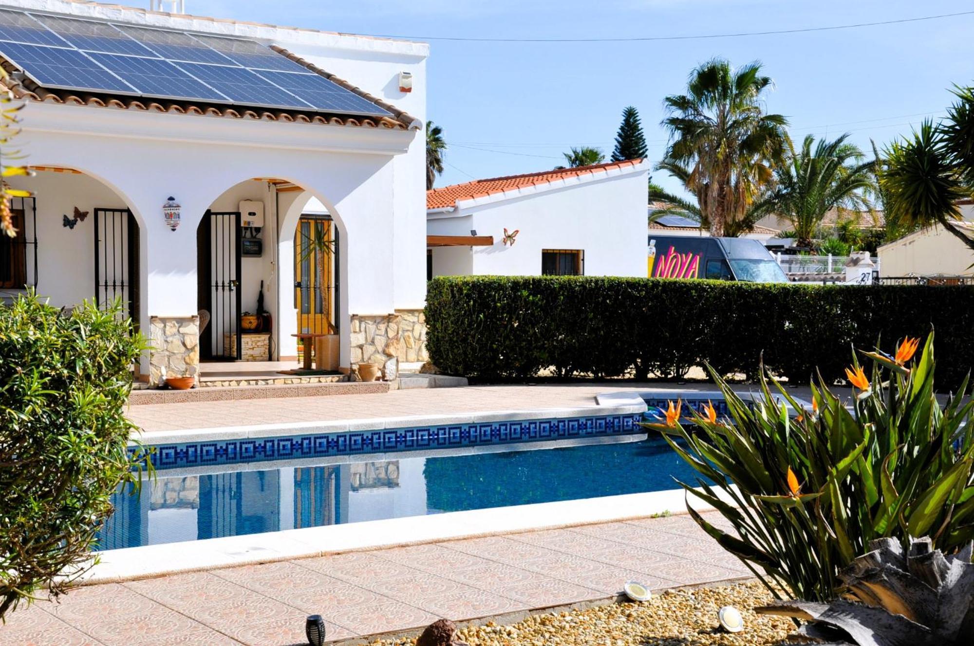 Casa Sol Y Luna Arboleas Exterior foto